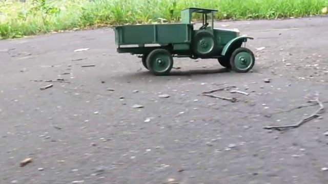 АМО Ф15 - Тестдрайв радиоуправляемой модели первого советского грузовика. смотреть онлайн