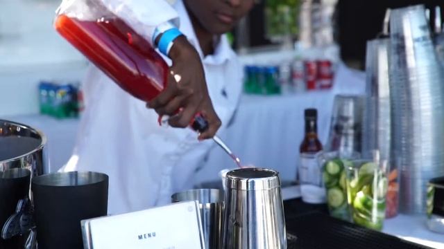 MADE LA 2017 - Shop Small смотреть онлайн