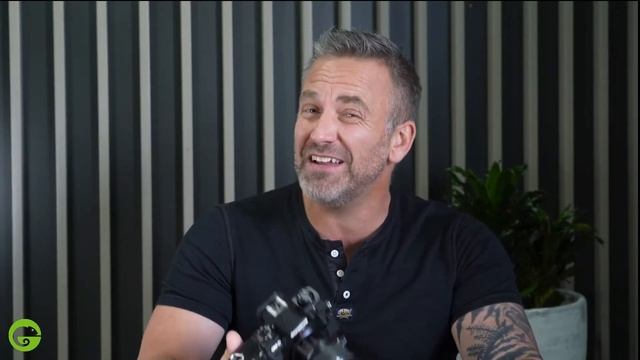 First impressions - The Olympus E-M1X and M.Zuiko 60mm f/2.8 Macro lens смотреть онлайн