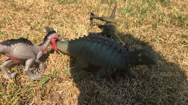 Monolophosaurus and Troodon Stop Motion Video смотреть онлайн