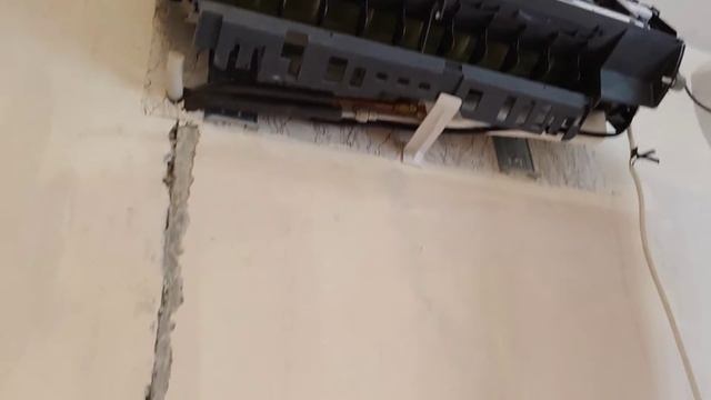 Демонтаж внутреннего блока кондиционера | Снять внутренний блок кондиционера для ремонта помещения