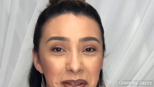 How to trim your strip lashes (part 1) смотреть онлайн