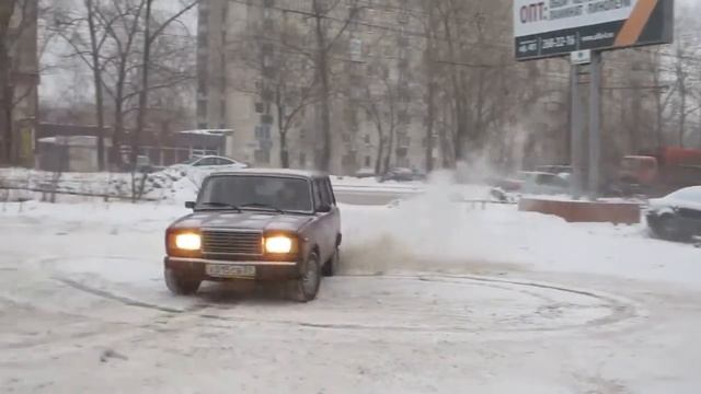 ДРИФТ ВАЗ 2104 смотреть онлайн