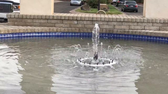 At Roman Roads Comdominiums they have a small pool and a fountain. смотреть онлайн