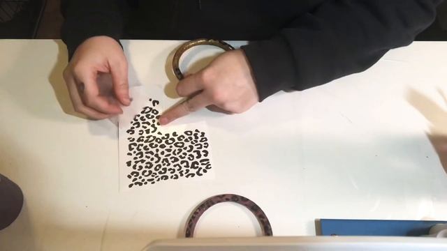 Leopard print bangle keychain смотреть онлайн