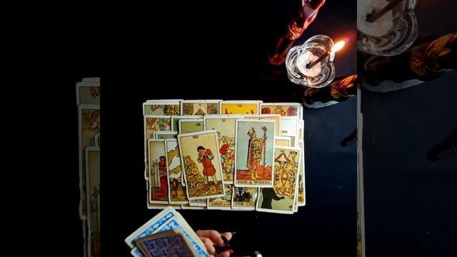 #Таро 🔮 Как Вы проходите этот коридор затмений ⏳️