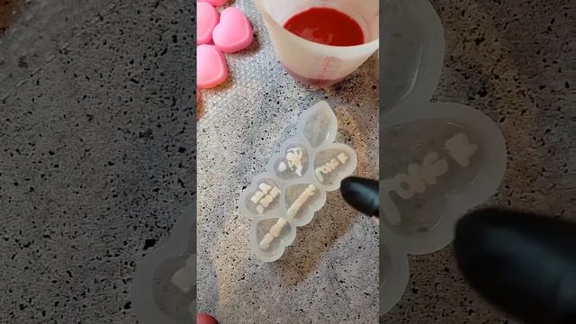 Пробная заливка сердечек с надписью! смотреть онлайн