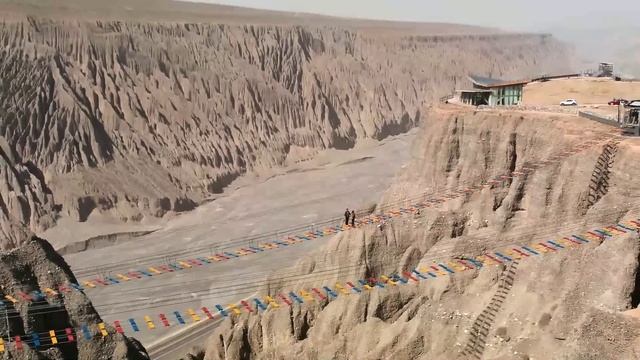 ประธานาธิบดีถูกพิชิตโดยซินเดอเรลล่าต่อหน้าเขาเขาตกหลุมรักเธออย่างสมบูรณ์! смотреть онлайн