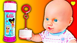 Куклы Пупсики Мыльные пузыри Игрушки Развивающие видео для детей