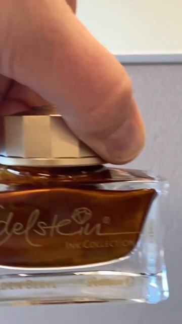 Pelikan Edelstein Golden Beryl ink смотреть онлайн