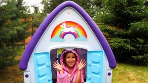 Принцессы прячутся от грозы