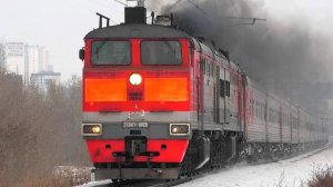 2ТЭ10УТ-0025 со скорым поездом Нижневартовск — Пенза