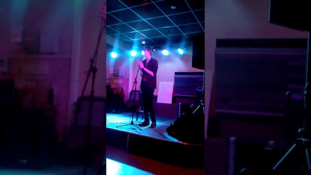 Михаил Новгородов читает "Мир устал молчать" смотреть онлайн