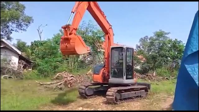 DIJUAL EXCAVATOR HITACHI ZX 75 US смотреть онлайн