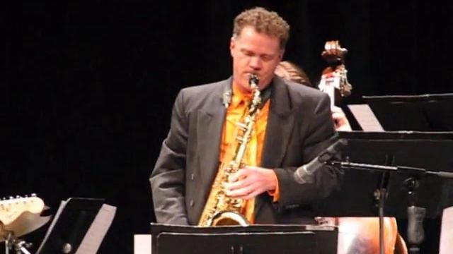 UCC Jazz-Absolutely Awesome.wmv смотреть онлайн