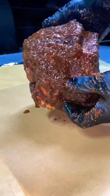 Баранина в смокере #pyatigorsk #smoker #bbq #brisket #pulledlamb смотреть онлайн