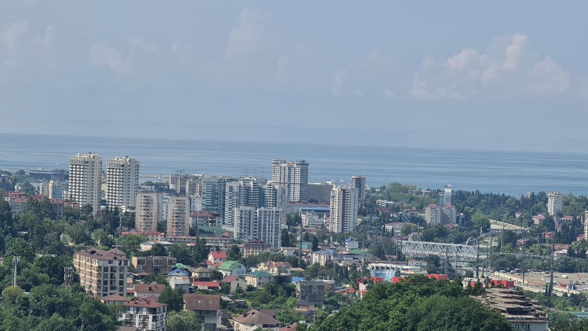 Выполнили ремонт в большой квартире в микрорайоне Макаренко г. Сочи