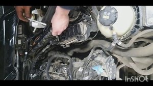 замена корпуса масляного фильтра BMW F 30 2016г.