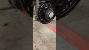 Потекли тормоза, чем отмыть.