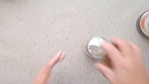 Vidrio líquido y barniz casero