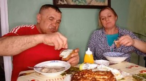Жизнь в деревне. Уже сложился в четверо