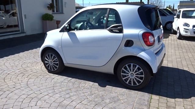 Smart Fortwo 70CV Twinamic NAVI PELLE *OFFERTA PROMO WEB* IVA DEDUCIBILE FASANELLA AUTO смотреть онлайн
