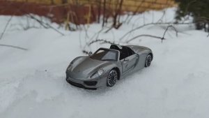 Обзор модели Porsche 918 spyder от MSZ