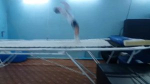 Акробатика на батуте