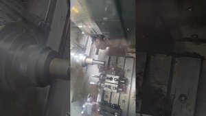 Токарный станок ЧПУ с приводным инструментом