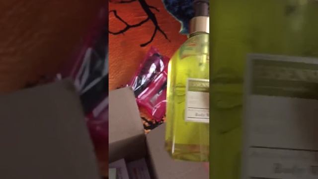 Распаковка заказа 5-го каталога на 99 бб,52 в другой город уехали)))фото ниже😊 смотреть онлайн