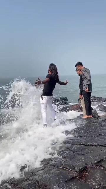 #song #beach #love #travel #beachvibes #jubinnautiyal #music #bollywood #tseries #tu