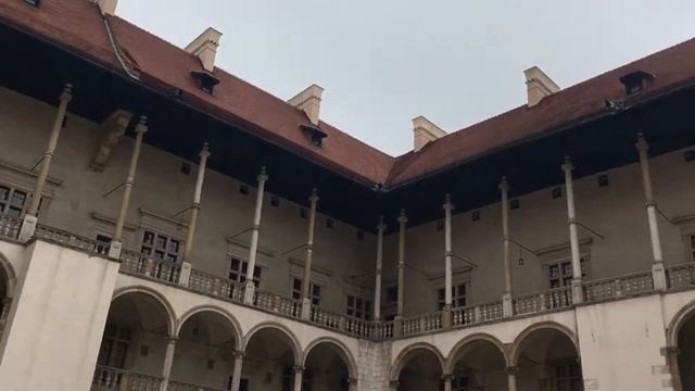 Польша Краков - Королевский замок смотреть онлайн