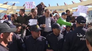 Власти Алжира задержали более 40 журналистов за акцию протеста