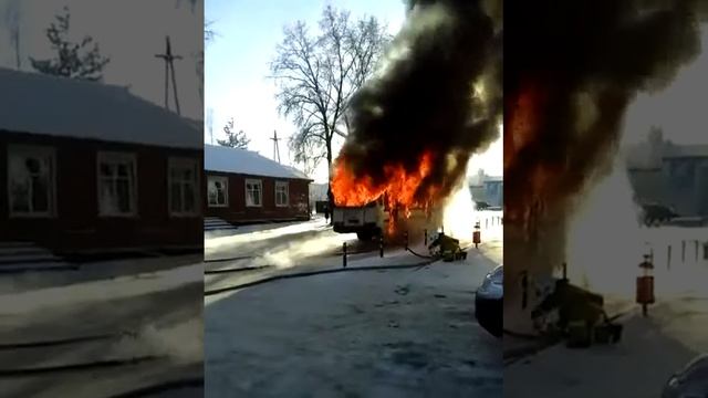ЗАТО Озёрный , КПП №1 сгорание автобуса "Бологое-Выползово"
