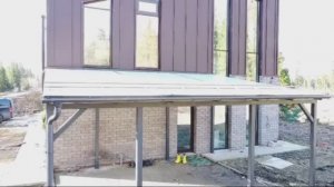 Монтаж односкатного навеса к дому из поликарбоната - МеталлЦехСтрой