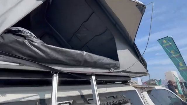 Howling Moon launches new Solar SS Clam Rooftop Tent смотреть онлайн