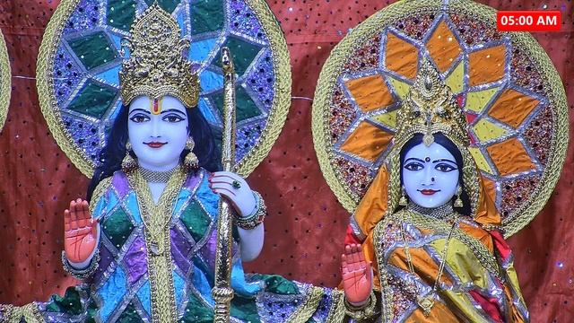 Mangal Aarti Darshan | 18th Dec 2022 | Sri Sri Radha Rasabihari Temple, ISKCON Juhu Mumbai смотреть онлайн