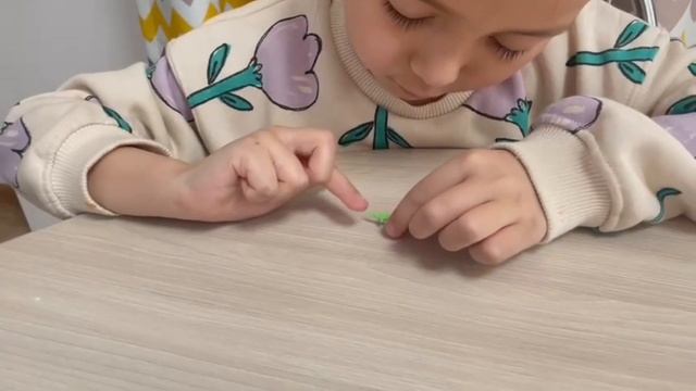 Как слепить Цветок. Цветочки из пластилина #цветы смотреть онлайн