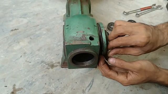 Donkey Pump Bearing Repairing | How to Change Bearing | Water Pump | Ideal Electrical смотреть онлайн