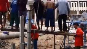 Как забить сваи вручную при строительстве