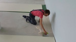 Укладка спортивного напольного покрытия