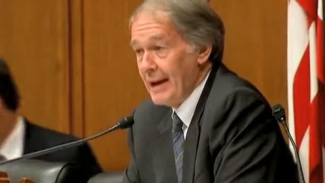 Greenland Ice Island Prompts Global Warming Debate смотреть онлайн