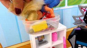 Куклы Барби - Штеффи переборщила с косметикой. Играем в куклы - Видео для девочек