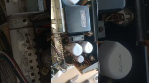 Усилитель Sony TA-1120A внутри, до доработки.