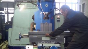 Станок ДЗФС вертикальный консольно-фрезерный мод. 6К11