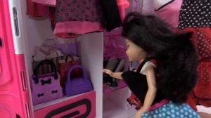 Мультик Барби: Челси и Кайт порвали платье Барби! Одевалки - Мультики для девочек