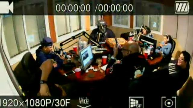 The Sneaker Box: Episode 112 смотреть онлайн