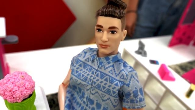 Барби ДОВЕЛА КЕНА! Семейные разборки с куклами! Игры для девочек