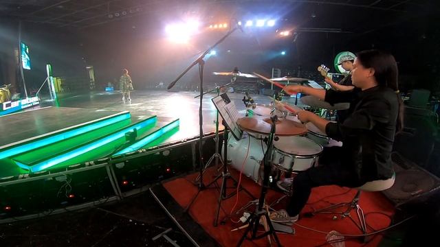 ដល់ពេលចាកចេញ - សុន ច័ន្ទធីតា -dol pel jak jenh - Son chantyda Carabao TV Bayon смотреть онлайн