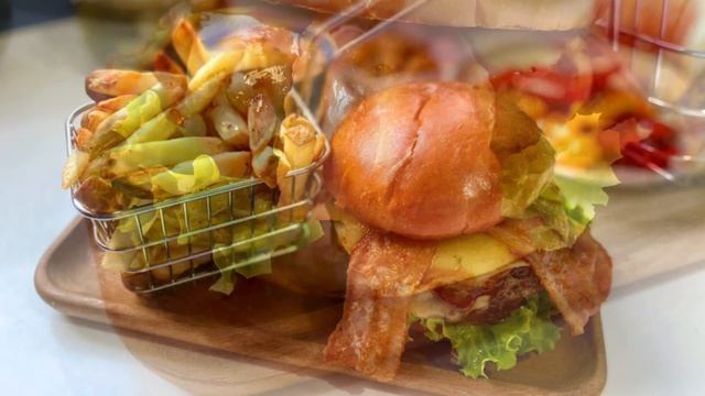 Hard Rock Cafe at Home - make your own BBQ Bacon Cheeseburger смотреть онлайн